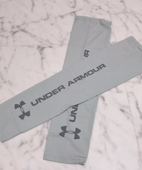 【即発送】UNDER ARMOUR アンダーアーマー UVアームカバー