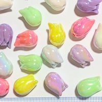【57】1個10円・アクリルビーズ・UVメッキ加工・チューリップ・7カラー