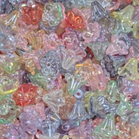 【105】30g約100個100円・アクリルビーズ・花・ビーズキャップ・オーロラMIXカラー