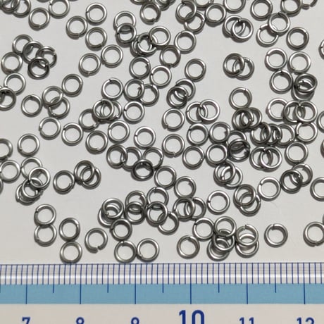 【131】10g10円・丸カン・メッキ加工なし・シルバーカラー・約4×0.7mm