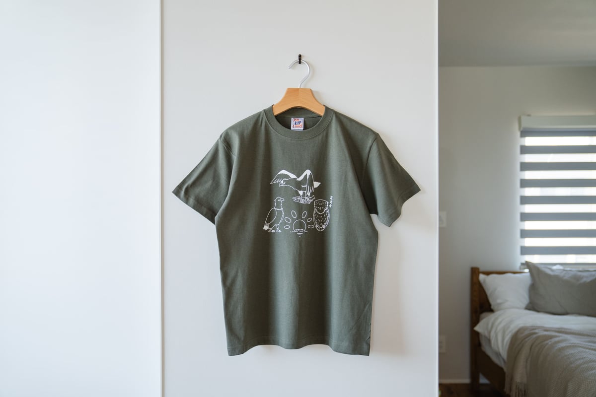 【美品】AP STUDIO ヴィンテージライクTシャツ カーキ DAY&NIGHT Tシャツ【カーキ】 | 猛禽類医学研究所オリジナル