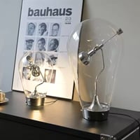 Lumina Glass テーブルランプ