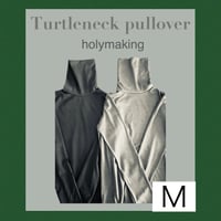 Turtleneck pullover M