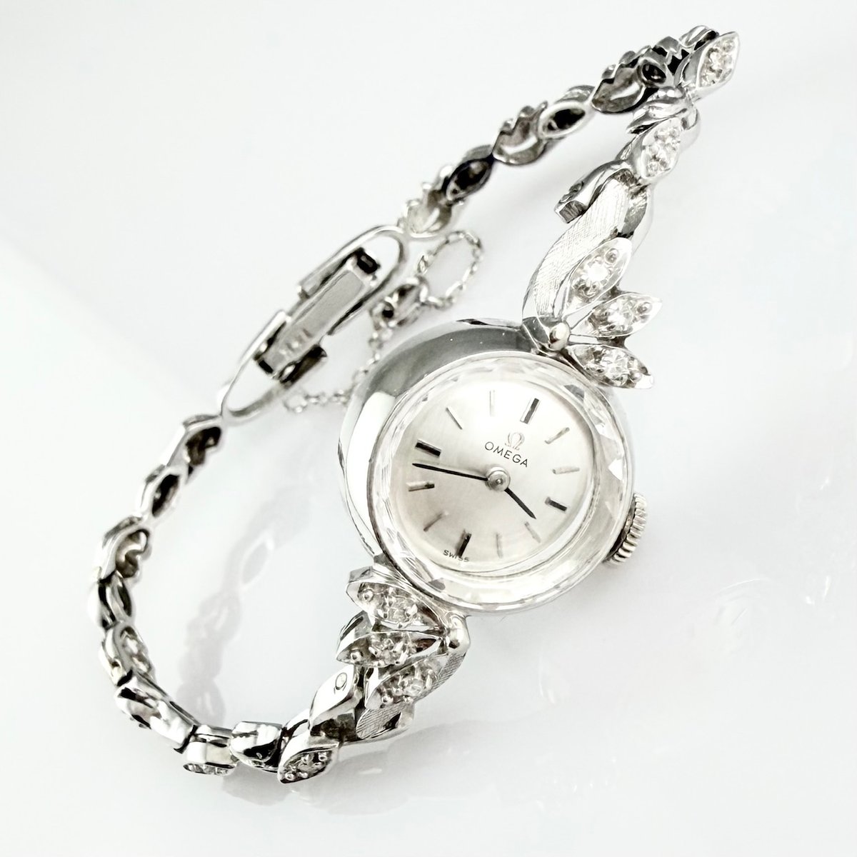 オメガ レディースアンティークウォッチ 14金ホワイトゴールド