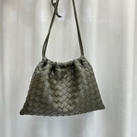 【先行者キャンペーン中】あみあみ巾着バッグ 本革 ショルダーバッグ 斜めがけバッグ