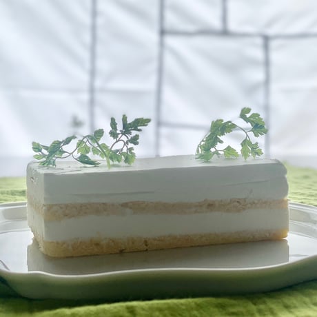 鎌倉産梅のレアチーズケーキ