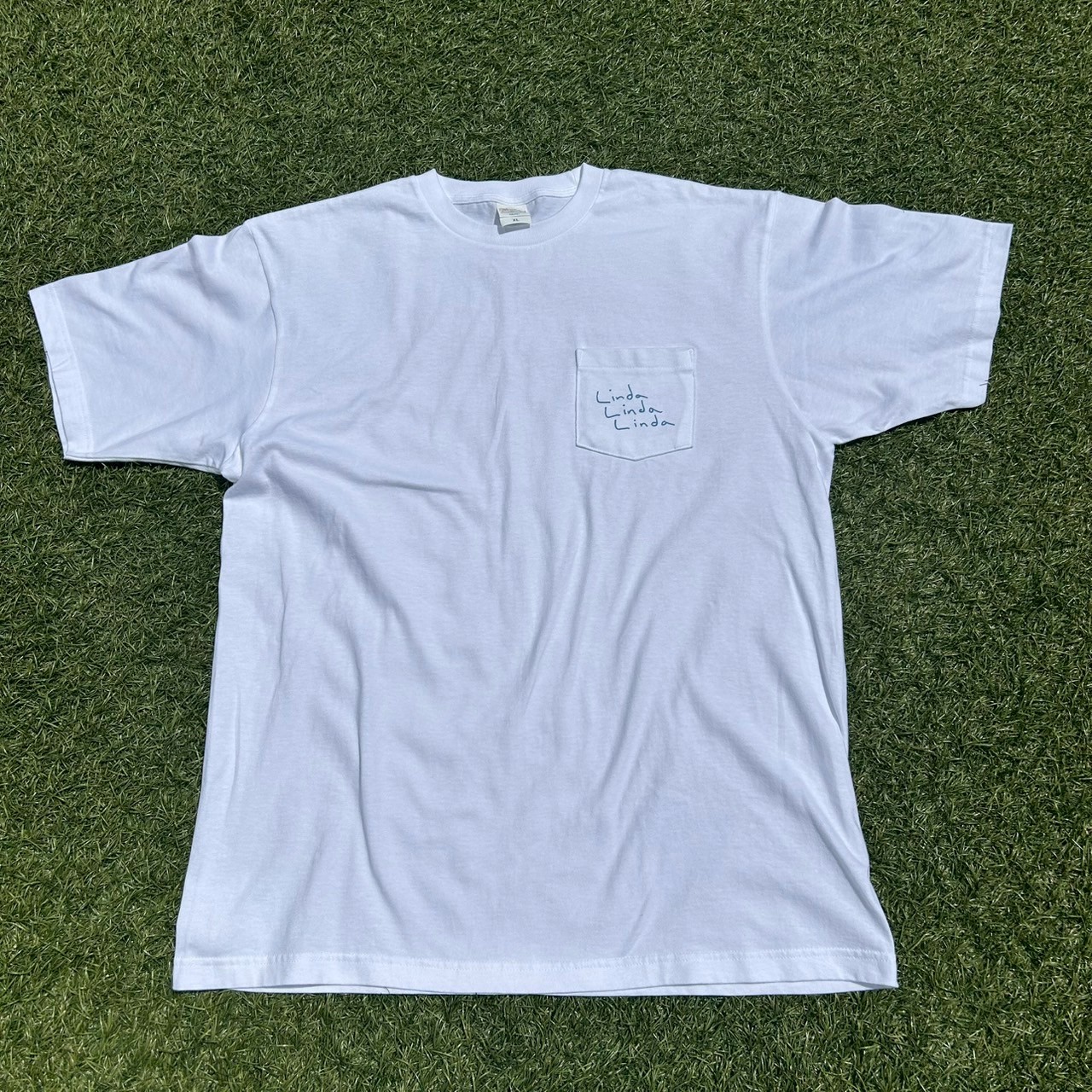 映画 リンダリンダリンダ　Tシャツ　完売品 リンダ リンダ リンダ 4K』オリジナルTシャツ ＜白＞ 胸ポケット付き