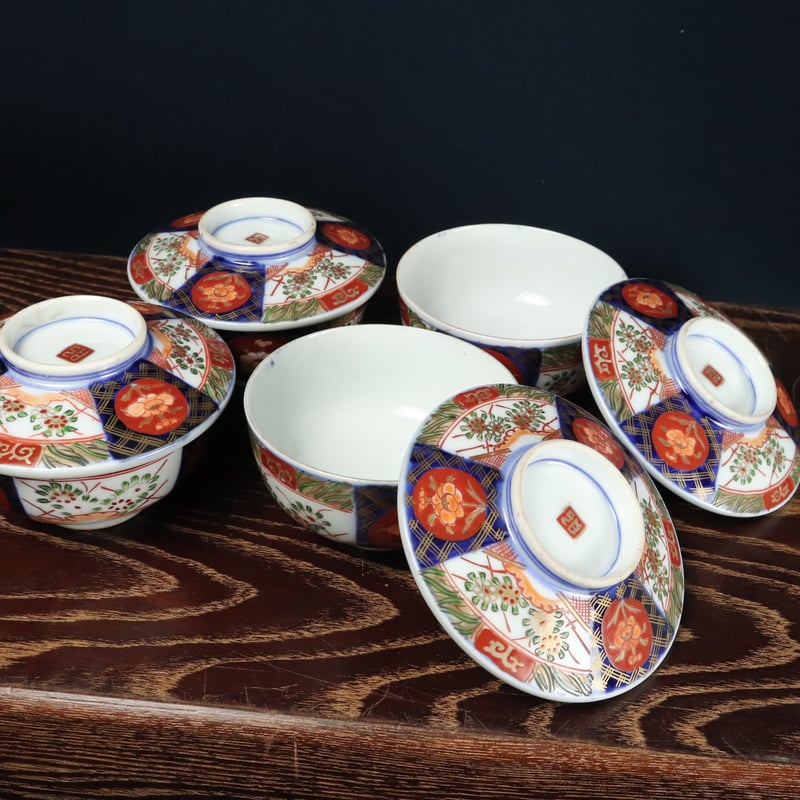 96 伊万里焼 蓋付き茶碗 花文 金彩色絵 江戸時代後期～明治時代