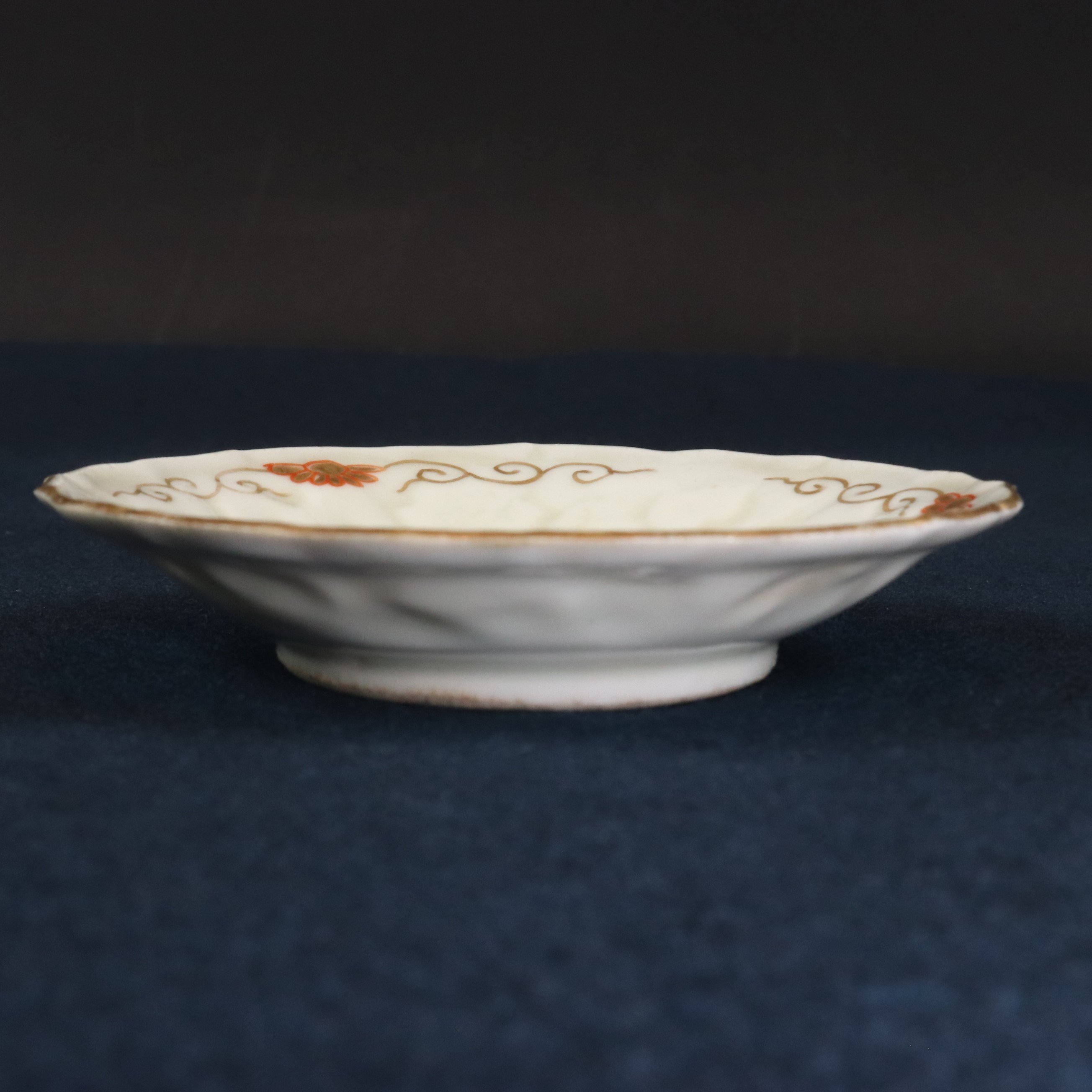 22 伊万里焼 花文 色絵金彩 小皿 明治期 3寸 豆皿 | 三梨 art and antiques