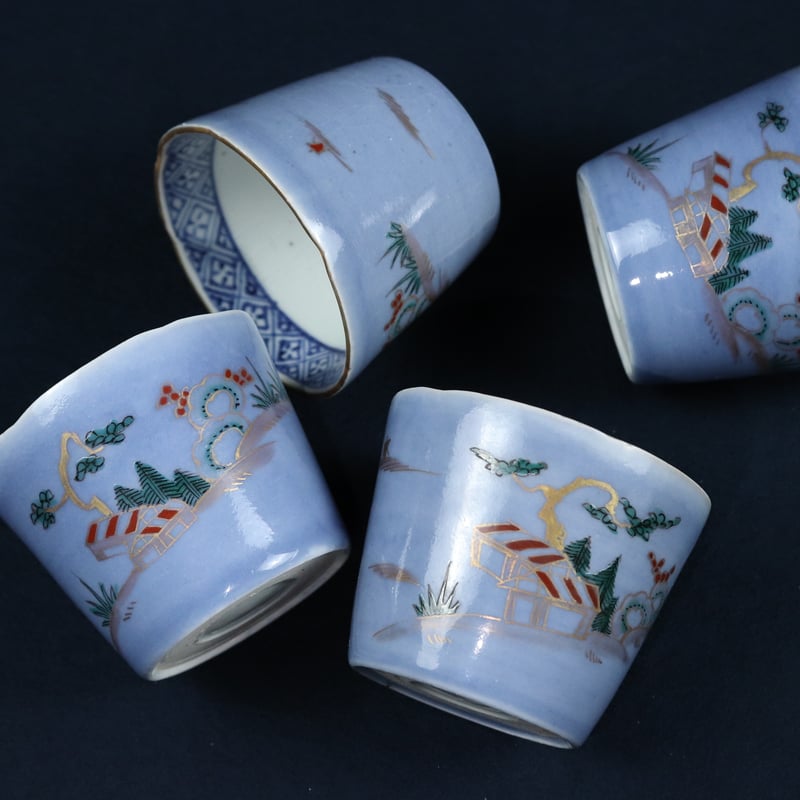 古伊万里　金襴手　双魚に花唐草の図　蕎麦猪口　E221AS-fbvn 古伊万里 金襴手 双魚に花唐草の図 蕎麦猪口 E221AS-fbvn 【公式通販】