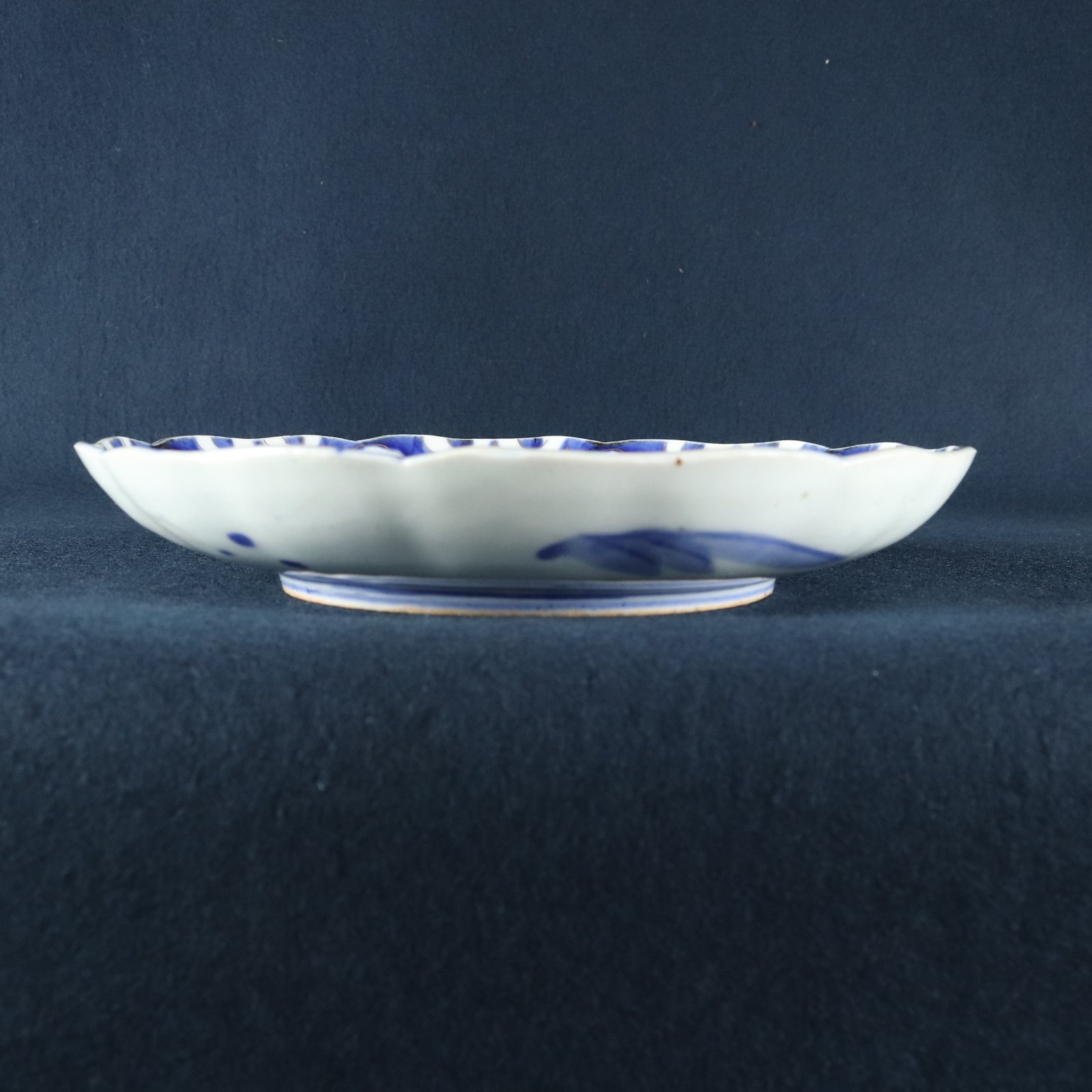 97 有田焼 染付中皿 山水文 染付 明治～大正期頃 | 三梨 art and antiques