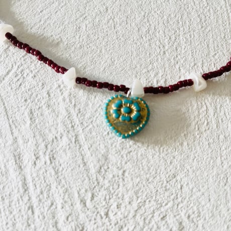 Blown beads necklace