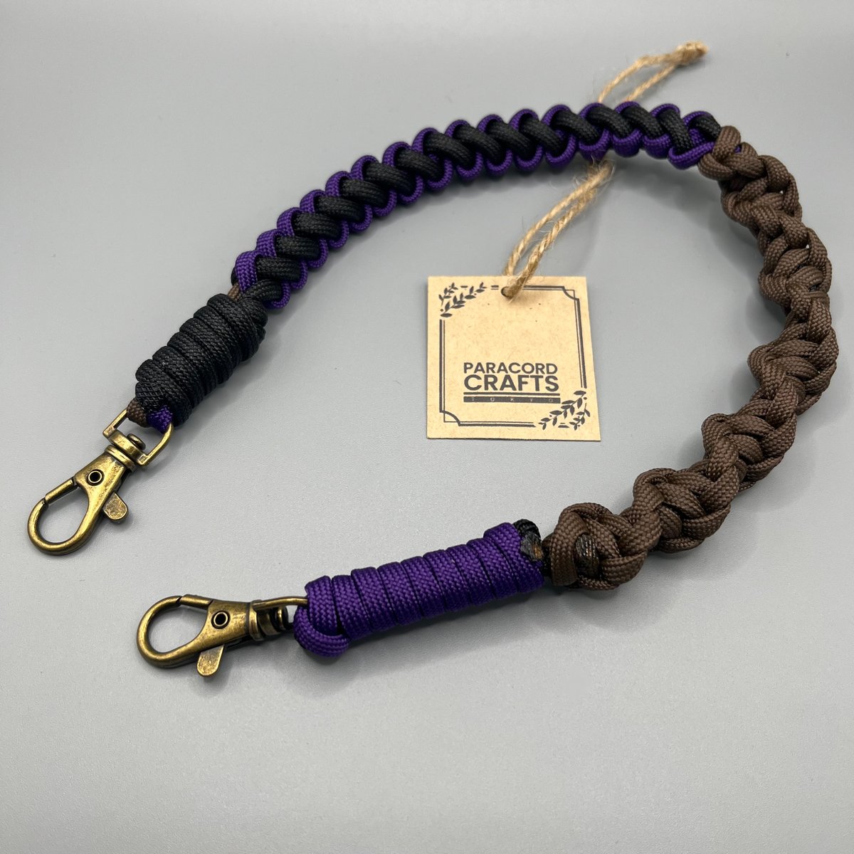 パラコード ハンドストラップ TYPE1（ブラウン/パープル/ブラック