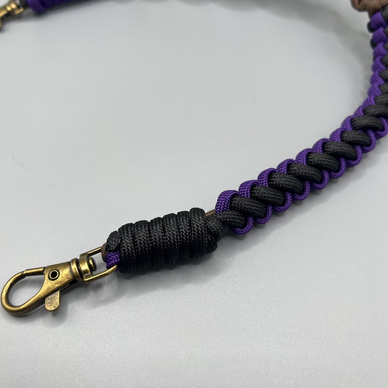 パラコード ハンドストラップ TYPE1（ブラウン/パープル/ブラック