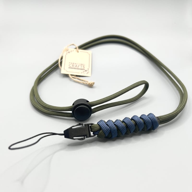 オリーブドラブ 装備用ストラップ パラコード ネックストラップ（オリーブドラブ×ネイビー） | Paracord