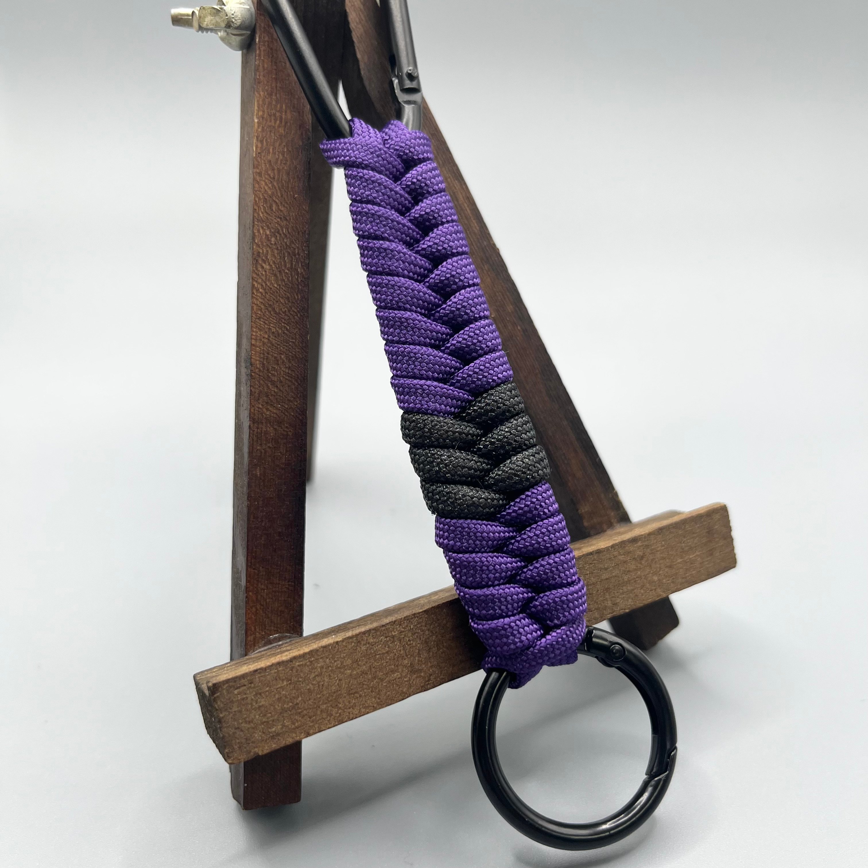 パラコード キーホルダー（柔術 紫帯 Purple Belt） | Paracord Craf