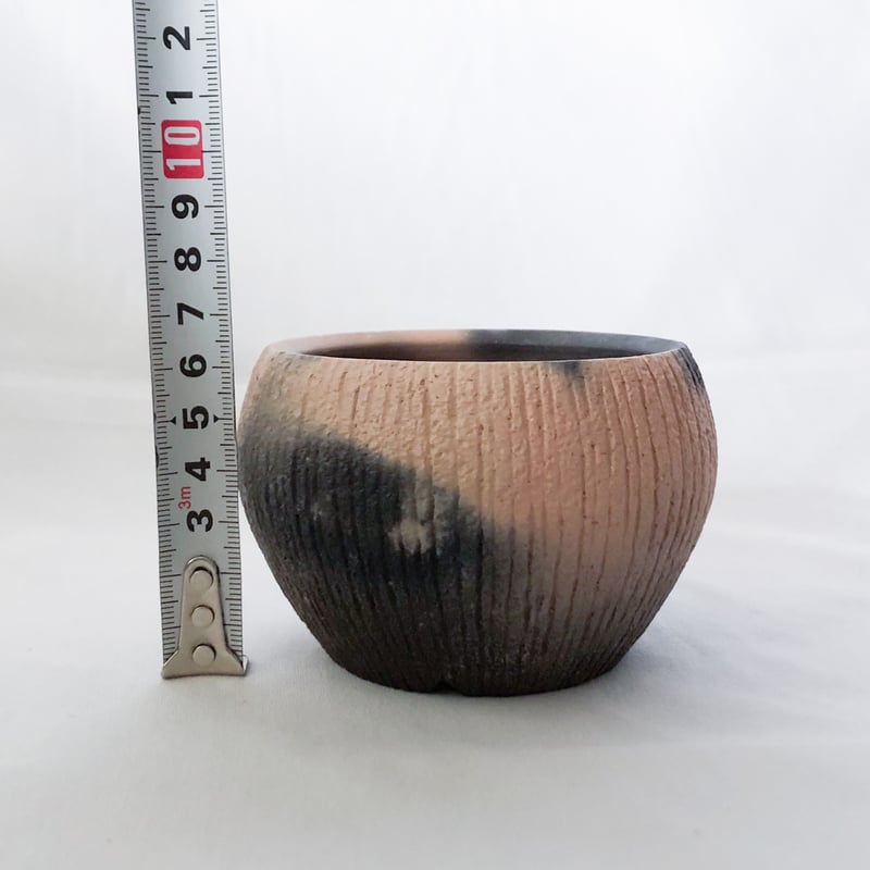 植木鉢多肉塊根観葉植物ハンドメイド陶器陶芸 出口結莉 陶器鉢 草窯焼植木鉢 作家鉢 植木鉢 鉢 塊根植物 多肉植物