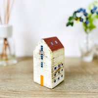 テクスチャーのある家A ／ Textured house A