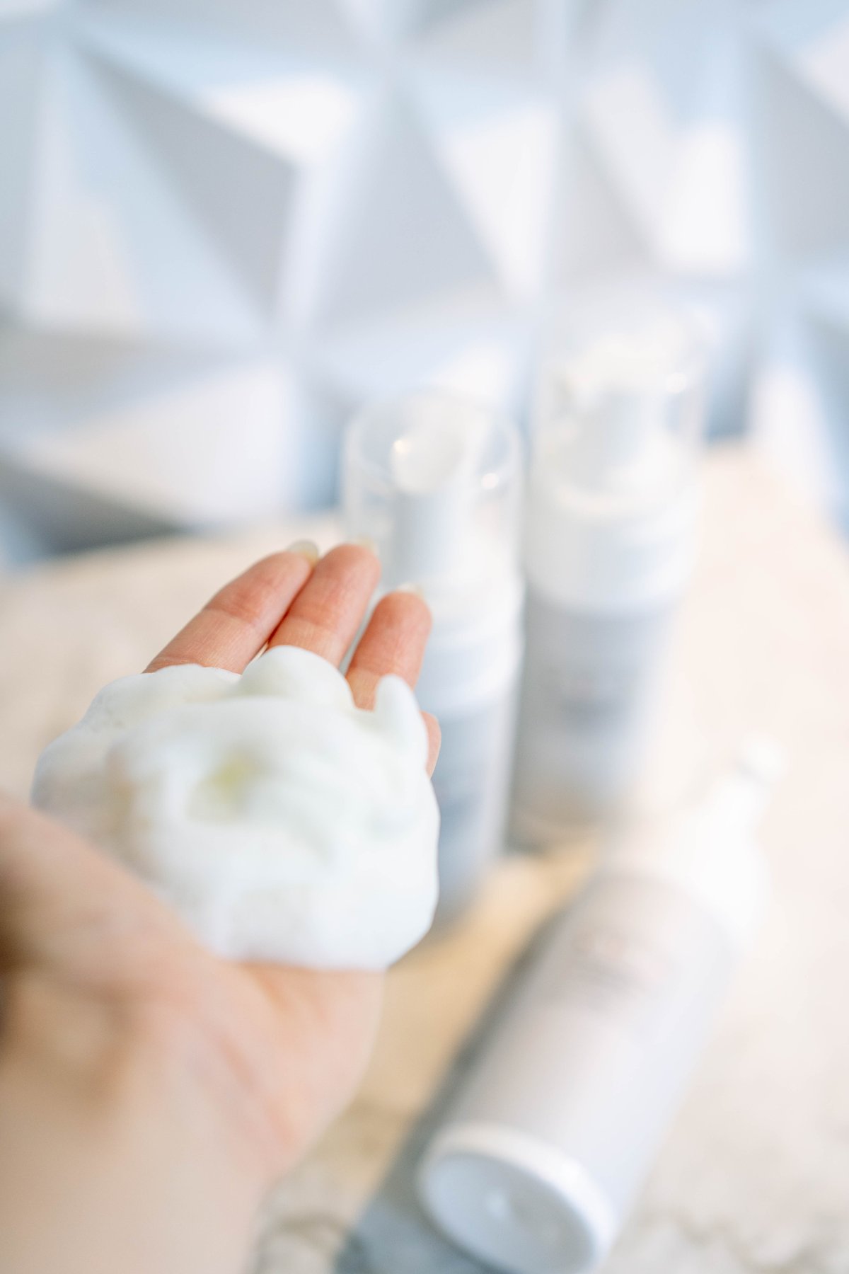 LAESSE enzyme clear foaming cleanser(酵素洗顔) | メデ