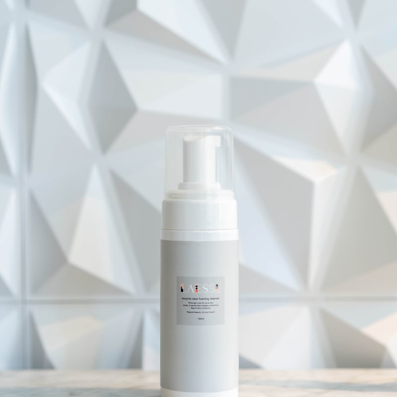 LAESSE enzyme clear foaming cleanser(酵素洗顔) | メデ