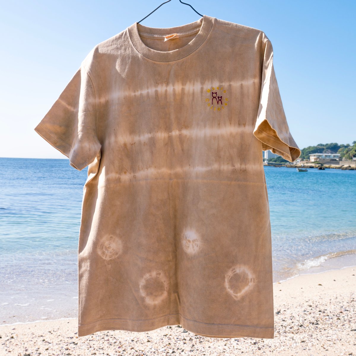 UNISEX 【M】コーヒー染めロゴTシャツ（水の中のビー玉） | Chiespi