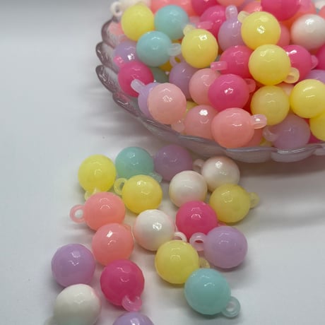 カン付きビーズ | STORES