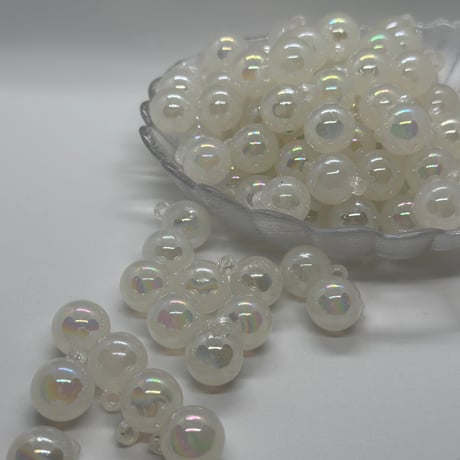 カン付きビーズ | STORES