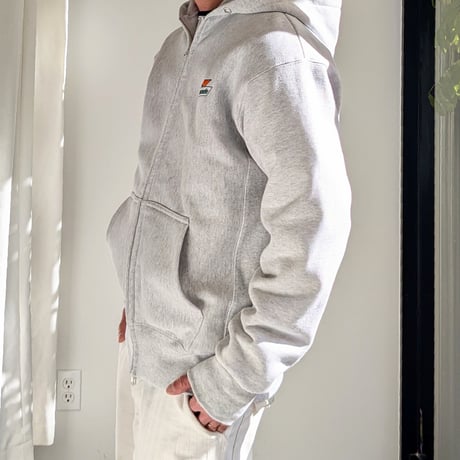 ’seven'【CHARGE ZIP HOODY】アッシュグレー