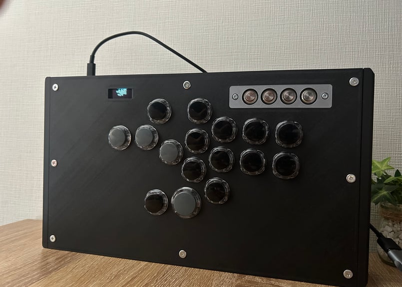 【普通のアケコン/レバーレスモデル】漆黒のブラック/OLED搭載 普通のアケコン/レバーレスモデル】漆黒のブラック🐦‍⬛/OLED