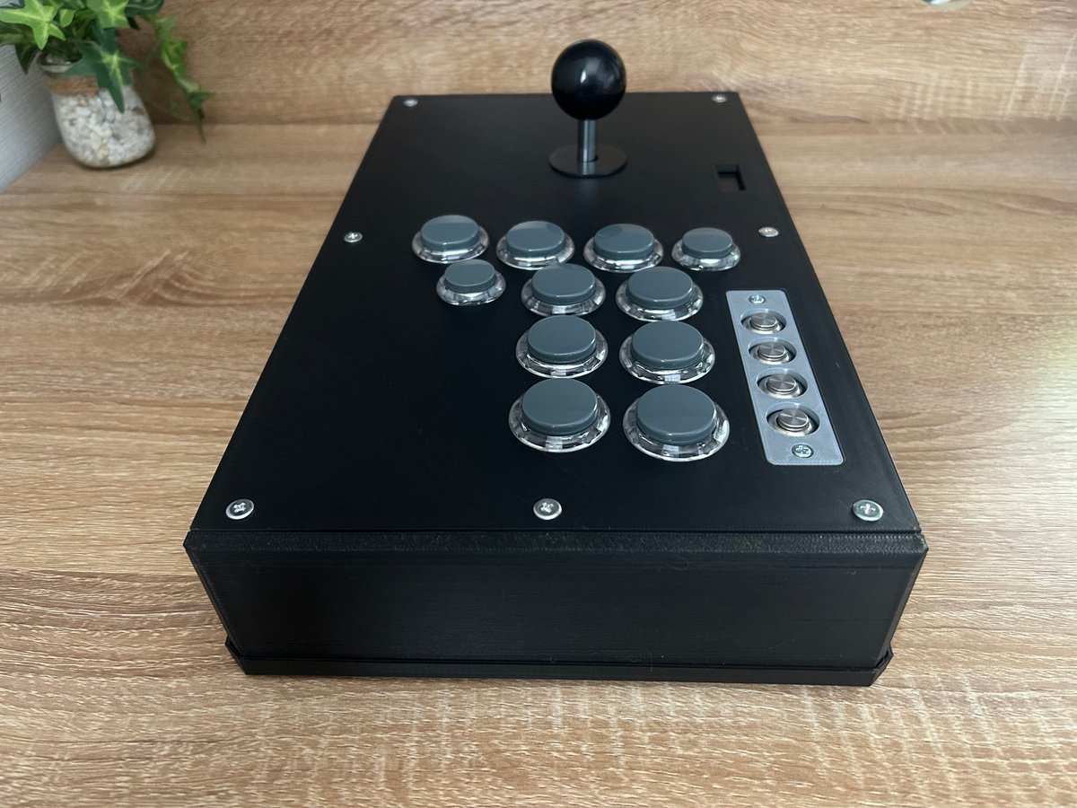 【普通のアケコン/レバーレスモデル】漆黒のブラック/OLED搭載 普通のアケコン/レバーレスモデル】漆黒のブラック🐦‍⬛/OLED