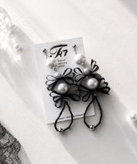 NOIR /  ribbon long earring