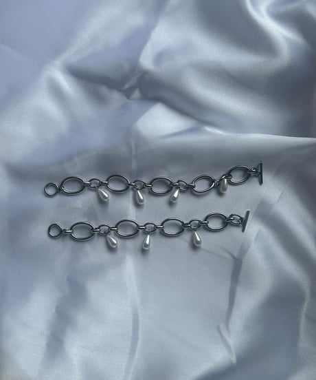 NOIR / pearl chain bracelet