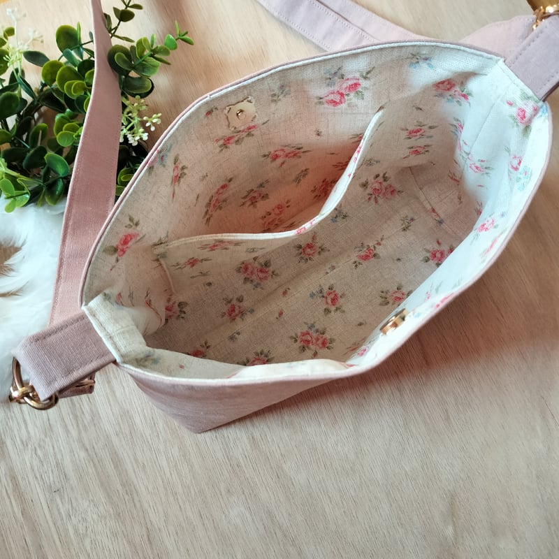 うさぎとりんご ショルダーバッグ 手刺繍 | Lapin-cmm〜うさぎの手