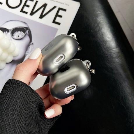 [FM087] airpods pro3 ケース 韓国 おしゃれ airpods4 ケース かっこいい airpods pro2 ケース おしゃれ [チェーン付き]