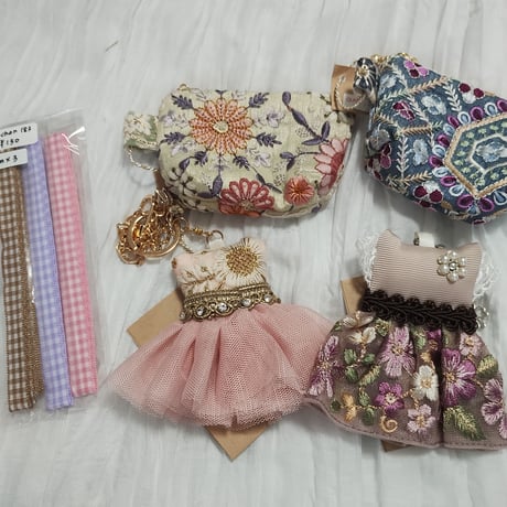 yuki.ovo様  アクセサリー キーホルダー サンキャッチャー 文具 スセミ