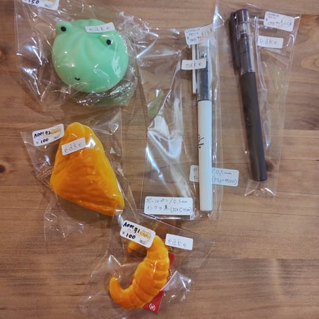 Eake様  アクセサリーテープカッター スクウィーズ ボールペン