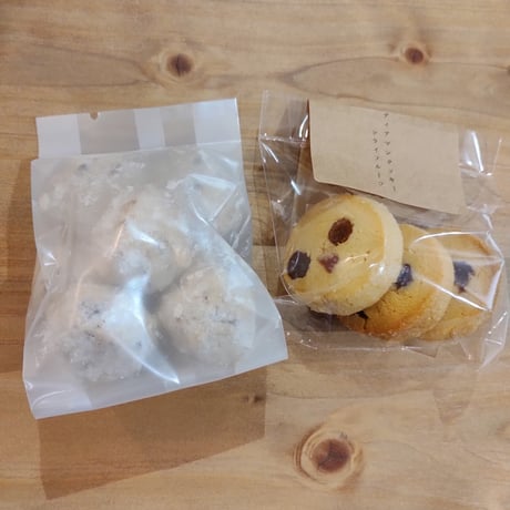 Yochan様 焼き菓子 ヘアピン たわし ビーズアクセサリー