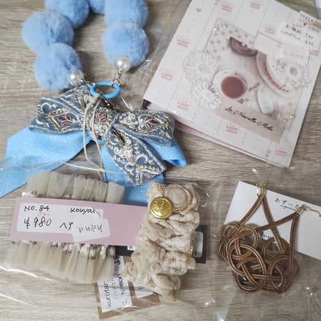 Hana様 ピアス ヘアアクセサリークレヨン