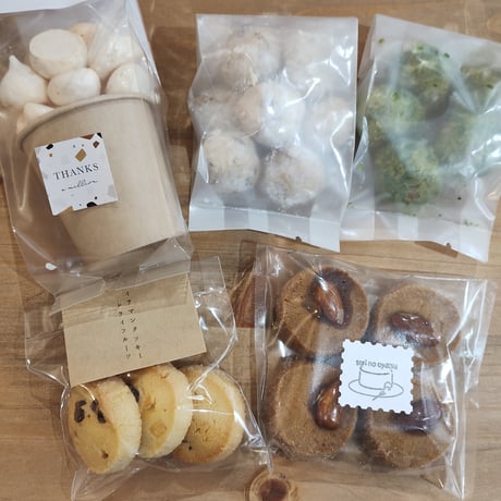 Handmade hana様  焼き菓子 キーホルダー ハンドメイド資材