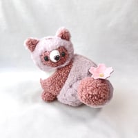 タヌキぬいぐるみ　さくら
