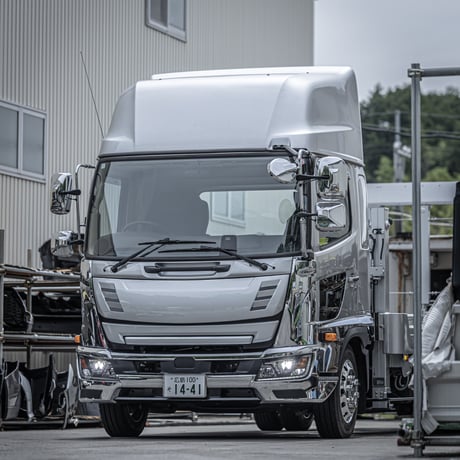 日野レンジャー用　エアロボンネット