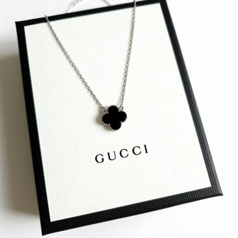 四葉のクロバー様 四葉のクローバー - 四葉のクローバーのストックフォトや画像を多数ご