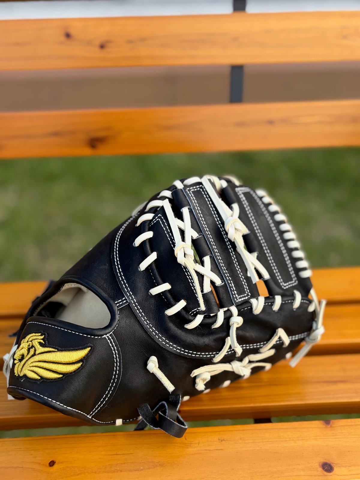 Genuine（ジェニュイン）硬式グラブ ファーストミット（MIU-N10