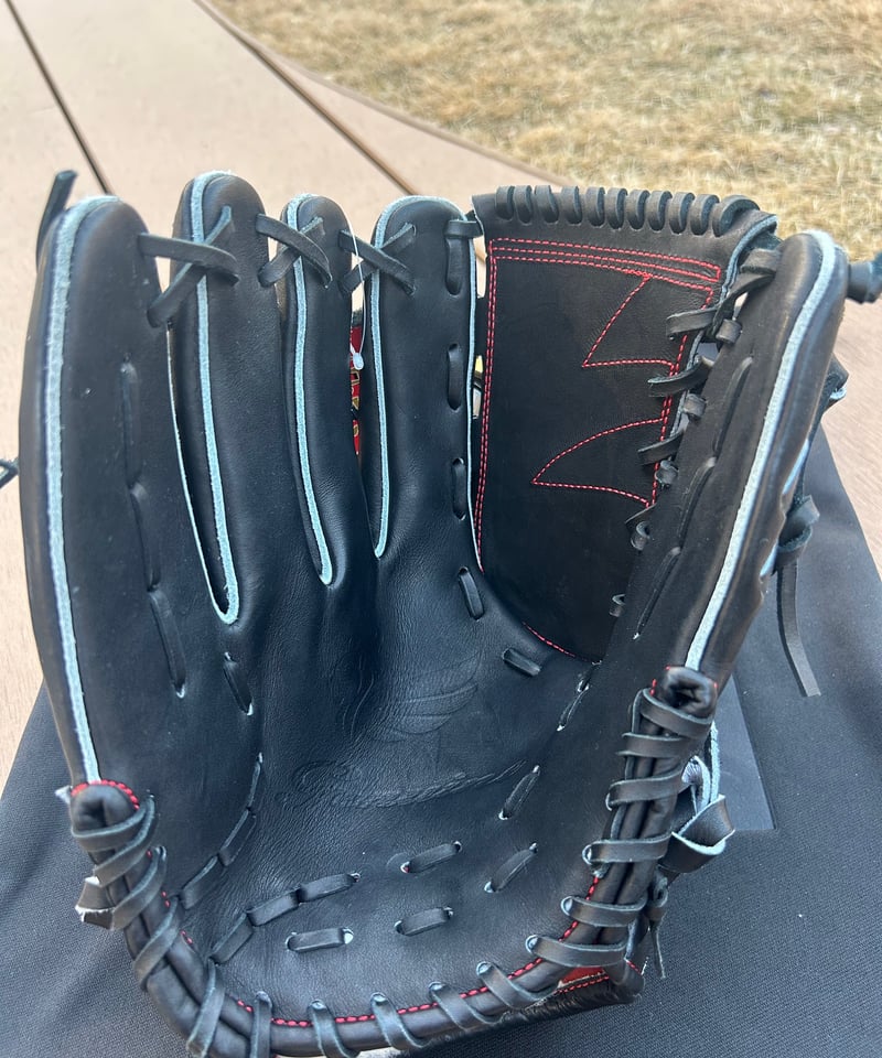 Genuine（ジェニュイン）硬式グラブ 投手用・左投げ用（MIU-T1）湯もみ
