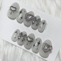 ホワイトY2Kネイル♥