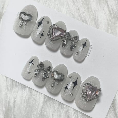 ホワイトY2Kネイル♥