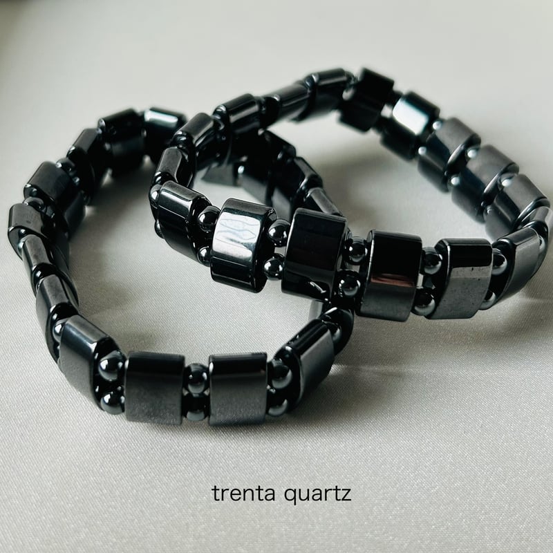 天然石ヘマタイトトルネードリング　バングルセット 磁気入 ヘマタイト バングル | trenta quartz