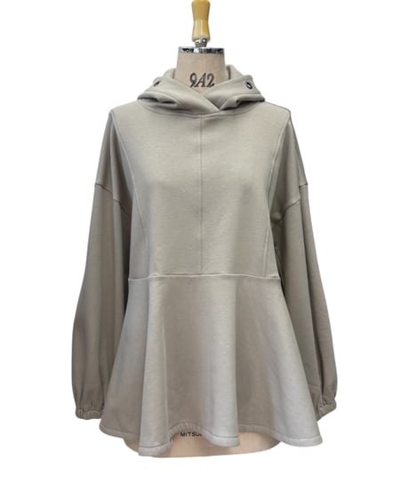 高機能生地　デザインパーカー　ayane  Early Spring COLLECTION 　896125