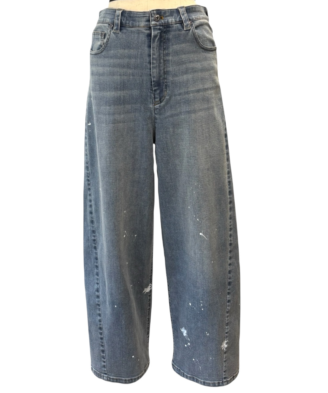 ayaneペイント加工バレルレッグデニムパンツ【新品】 ペイント加工バレルレッグデニムパンツ ayane WINTER 875815 | コレット