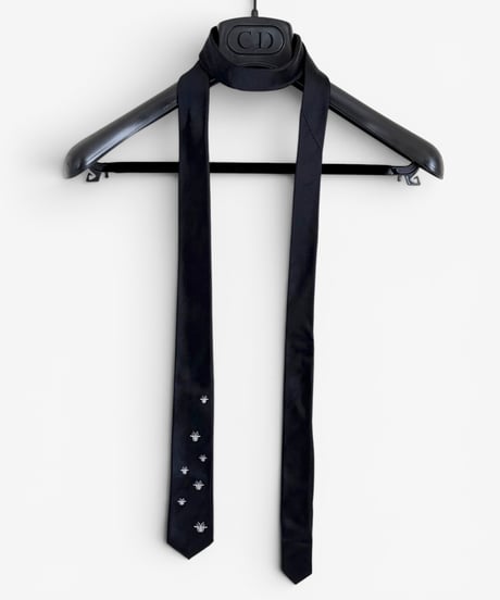 A/W 2003 DIOR HOMME “LUSTER” 7-BEE CAMPAIGN TIE
